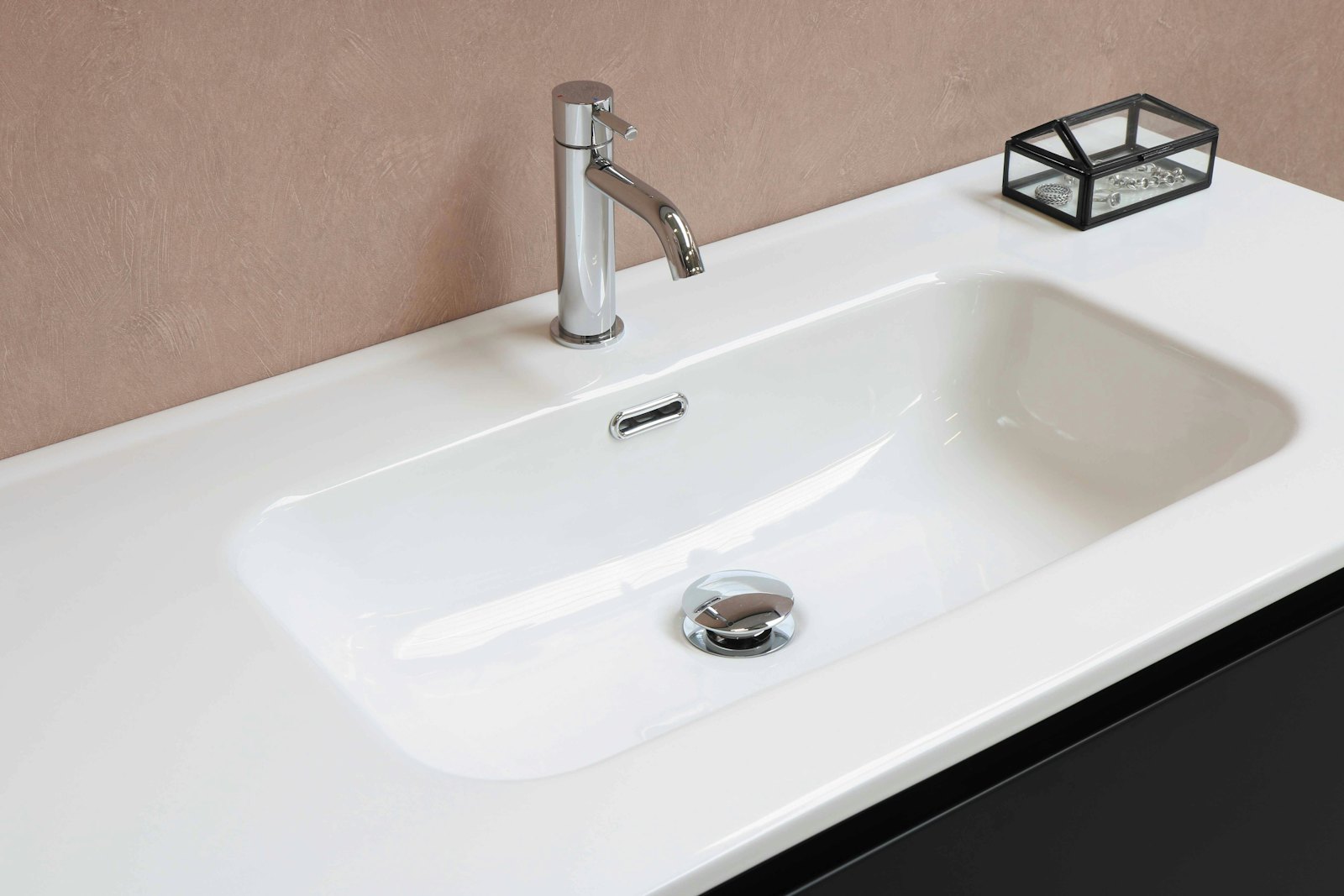 H & H Plumbing Services — plumber in Miami, FL